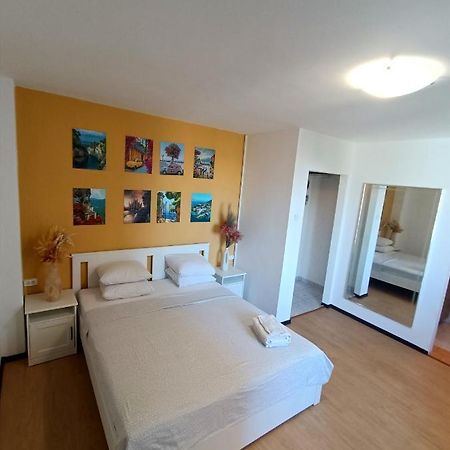 Old Town View Studio Букурещ Екстериор снимка